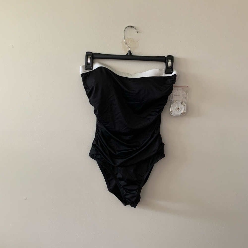 New Black & White Liz Claiborne One Piece Swimsuit